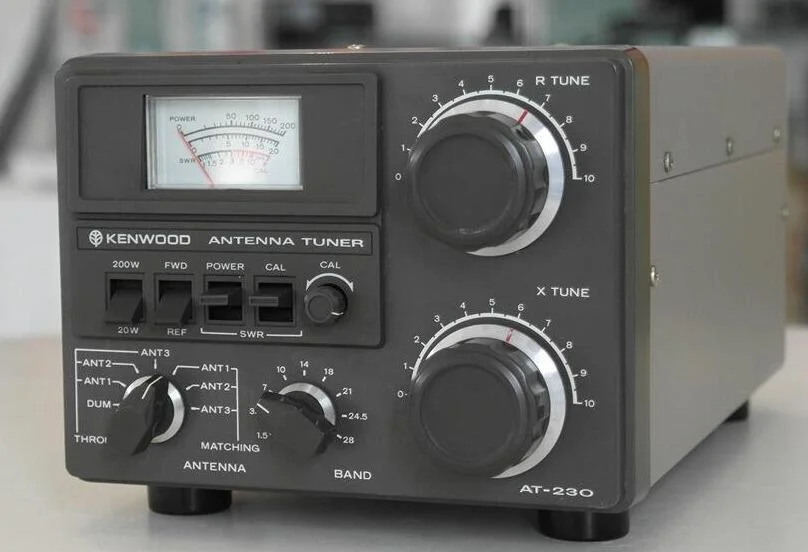 USED KENWOOD AT-230 ANTENNA TUNER MATCHES TS-530S/TS-830 - Image 2