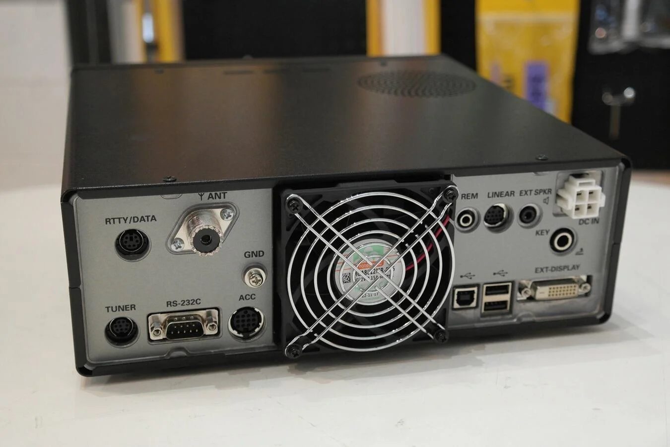 USED FTDX10 HF/50MHZ SDR TRANSCEIVER (HYBRID SDR BASE TRANSCEIVER) YAESU - Image 5