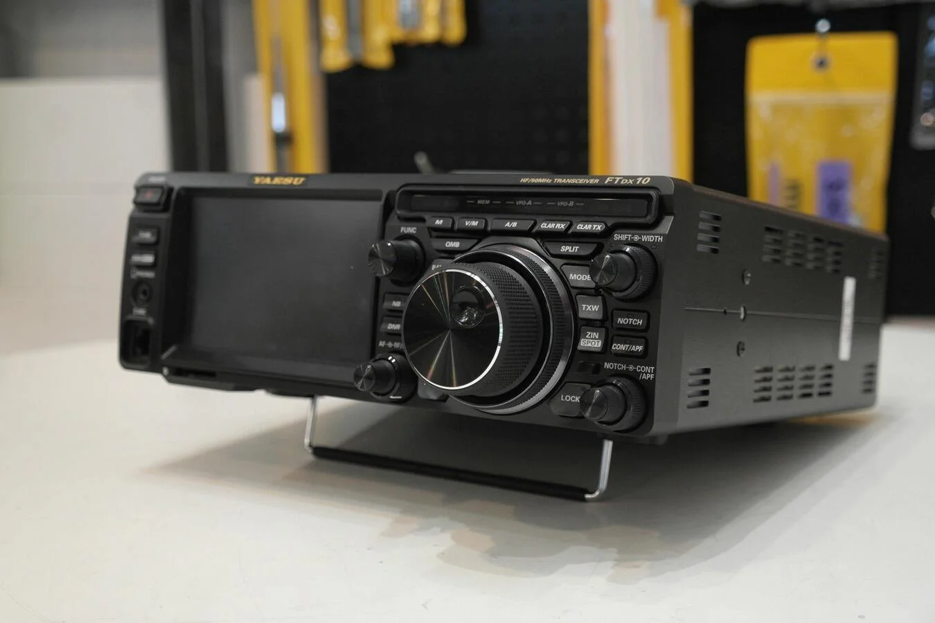 USED FTDX10 HF/50MHZ SDR TRANSCEIVER (HYBRID SDR BASE TRANSCEIVER) YAESU - Image 7